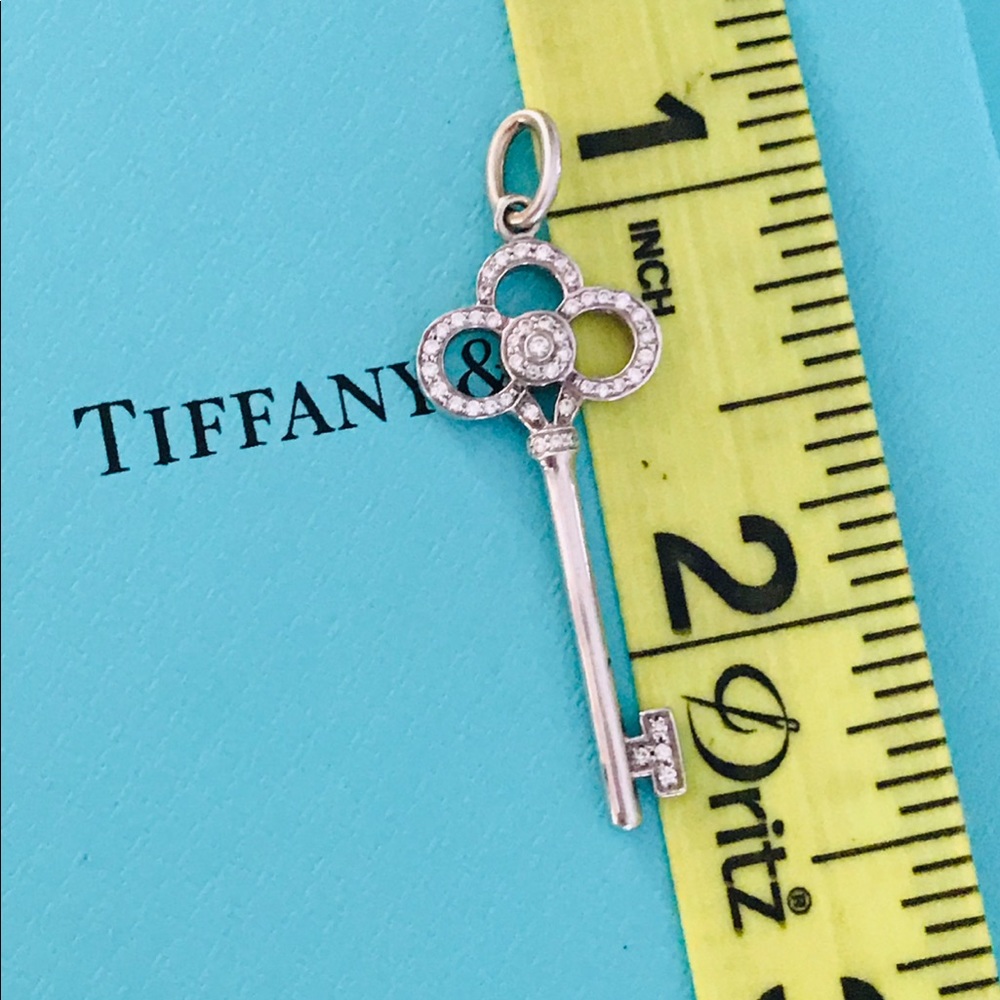 Tiffany &‎ Co diamond key